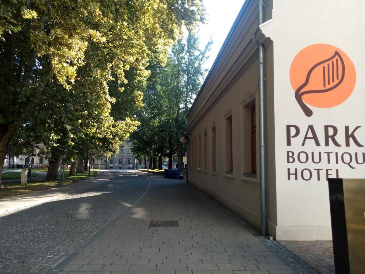 Park Boutique Hotel Varasd Kültér fotó